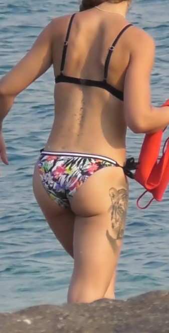 Tattooed Girl Beach Candid