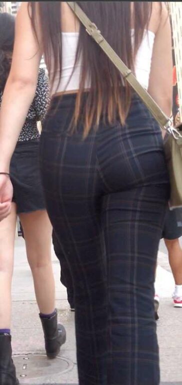 Tight Pants Teen Street Candid