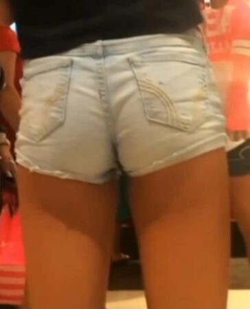 Young Teen Ass In Line