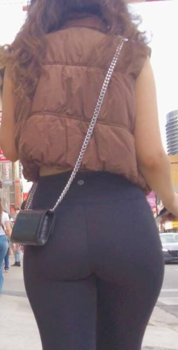 Lulu Leggings Thick Ass Slut