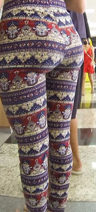 Risky Creepshot With BF