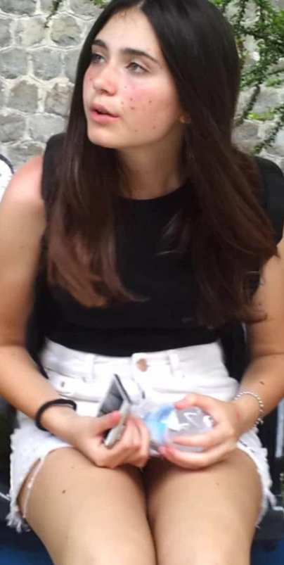 Young Brunette With Freckless Frontal Upskirt