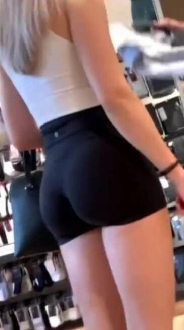 Hot Girls In Shorts Perfect Duo