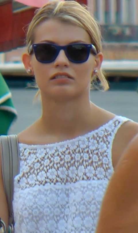 Filming This Blonde With Visible Camera and Upskirted