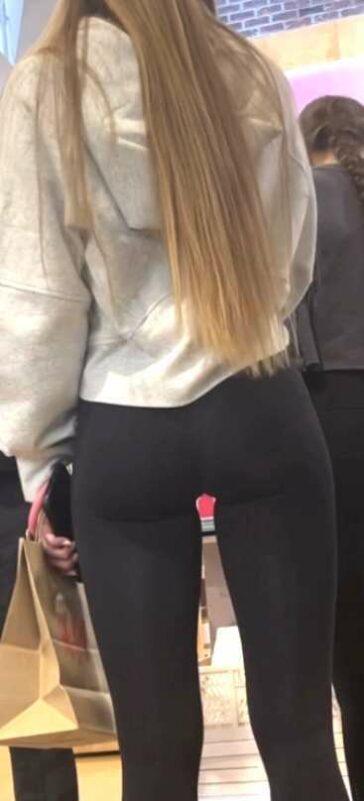 Young Teen Tight Gap