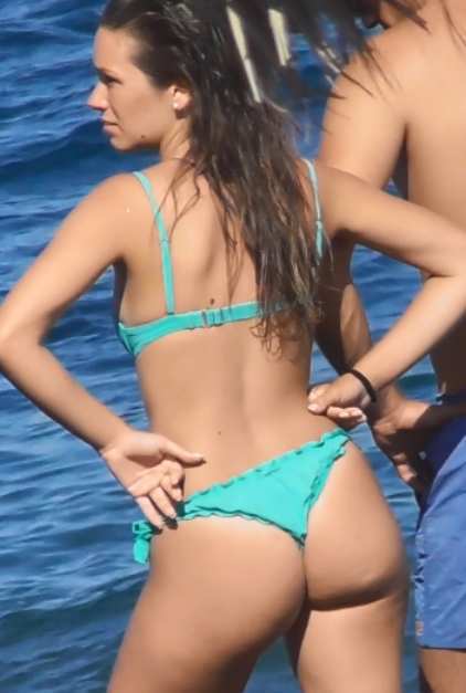 Green Bikini Hottie Fantastic Ass