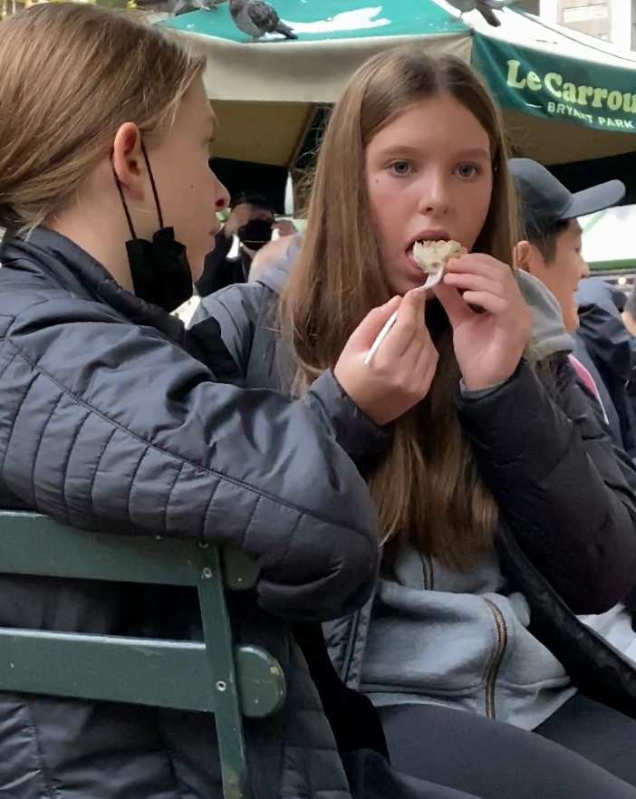 Hot Ass Daughter In Leggings