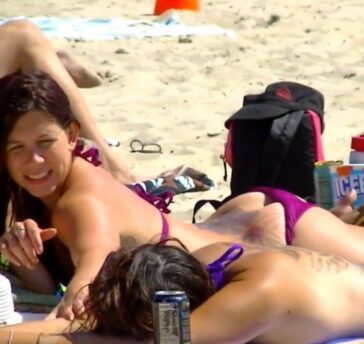 Bubble Butt Girl In Bikini Beach Voyeur