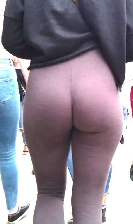 Fuckable Ass Hot Girl In Leggings
