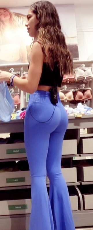 Busted By Blue Leggings Employee