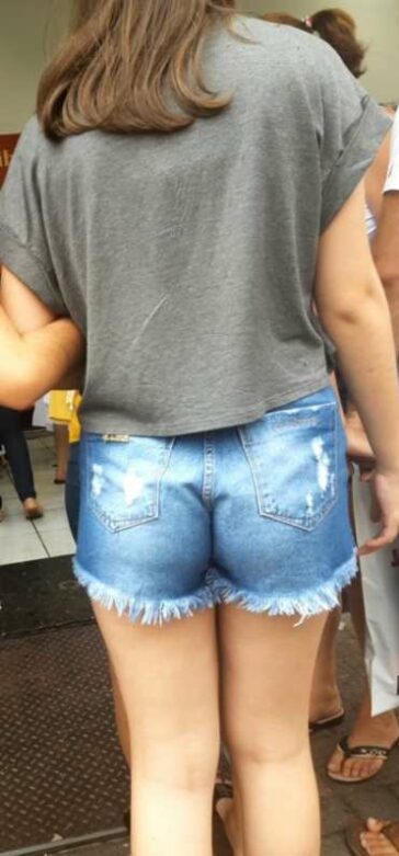 Skinny Teen Small Ass In Shorts