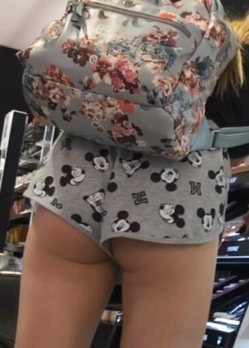 Epic Sweet Teens Shopping In Shorts