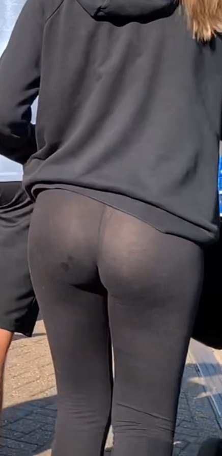 JB Teen Daughter In Tight Leggings