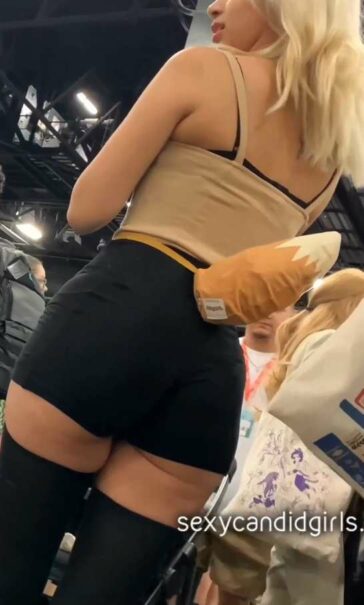 Sexy Cosplay Girl In Fox Costume