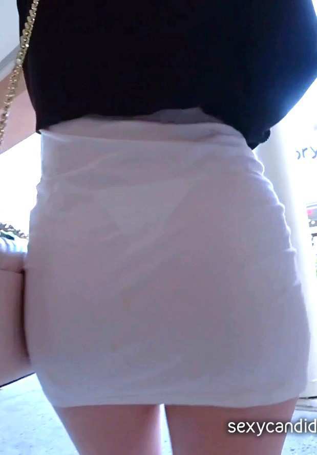 Awesome Body Supermodel Visible Thong