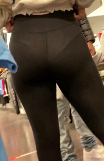 Sexy GF Ass In Black Leggings VPL