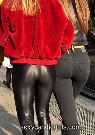 Shiny Leggings Teen Street Candid