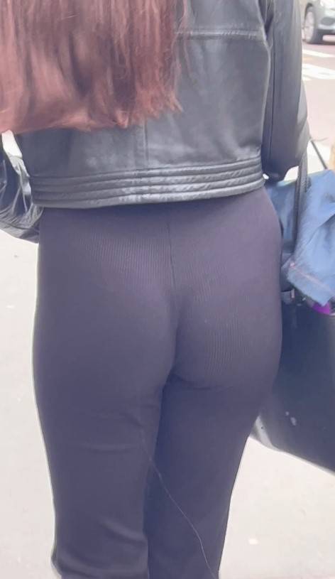 Black Leggings Teen In Good Shape
