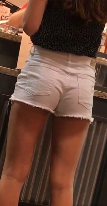JB Teen In White Shorts At The Market
