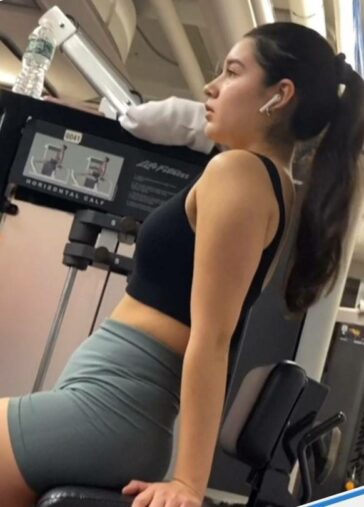 Sexy Gym Teen In Shorts (Contributor Video)