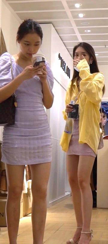 Two Asian Teens Upskirted