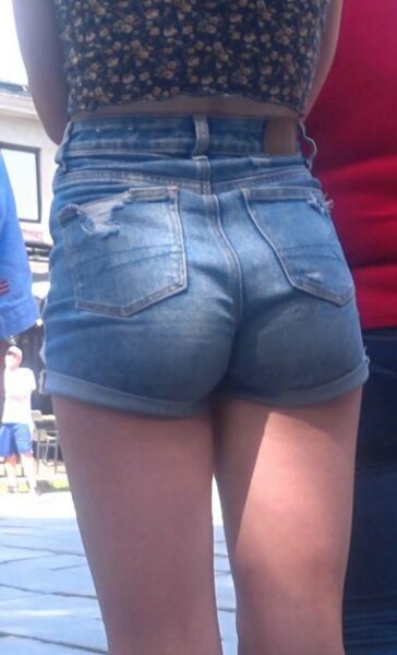 JB Teen Candid Shorts