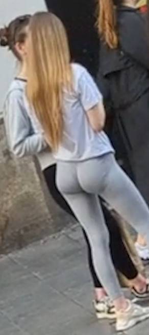 Two JB Teen Friends In Leggings