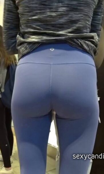 Candid Teen Ass In Blue Leggings