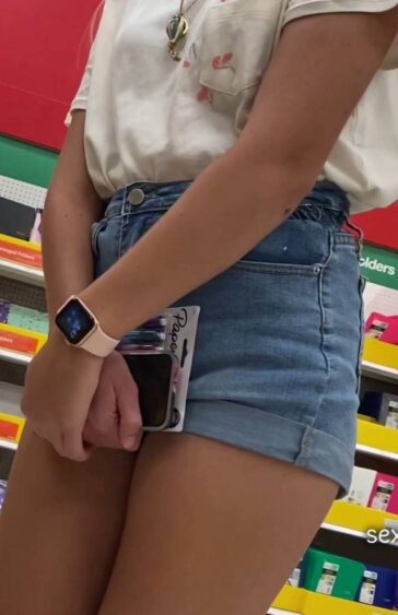 Innocent Blonde Daugther In Shorts Candid Ass