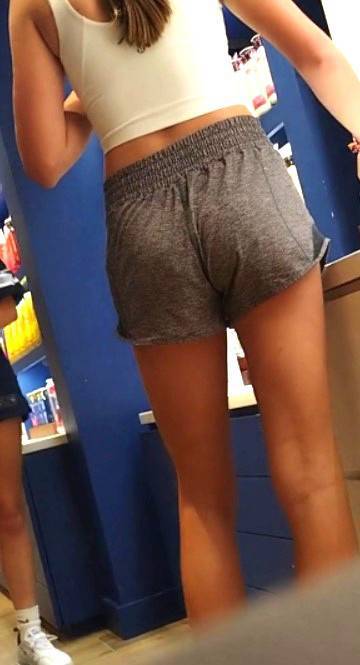 JB Teens In Shorts Shopping Candid Asses