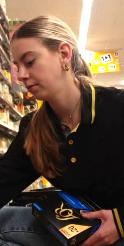 Sexy Blonde Teen In Jeans Busted (Contributor Video)