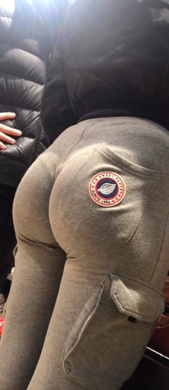 Dutch Teen Candid Ass