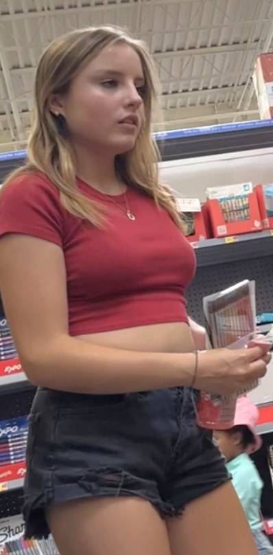 Thick Ass JB Teen In Black Shorts