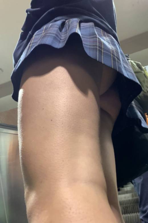 JB Teen Upskirt Part7