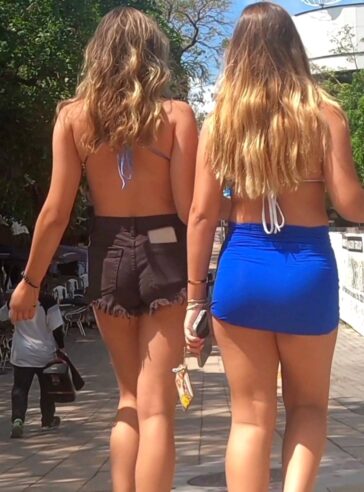 Teen Duo Candid Asses