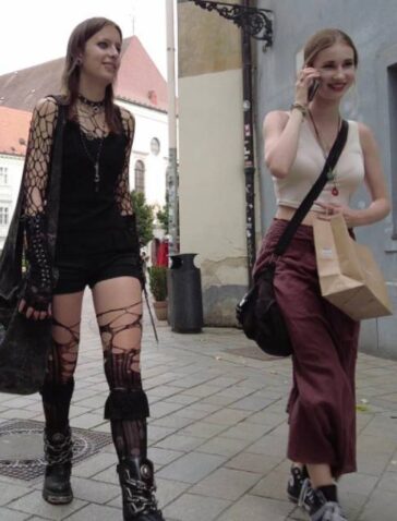 Two Sexy Goth Girls Creepshot