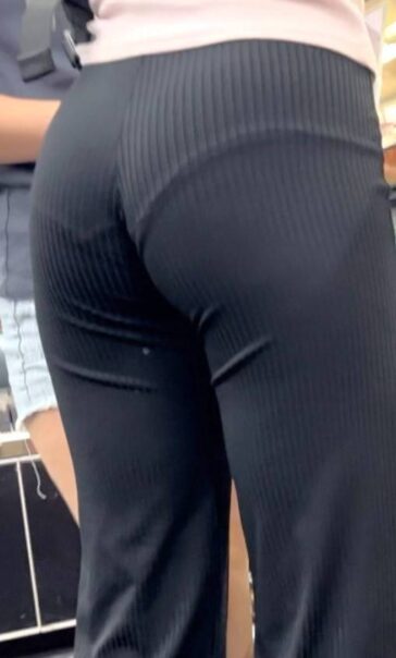 Hot Teen Ass In Black Pants VPL