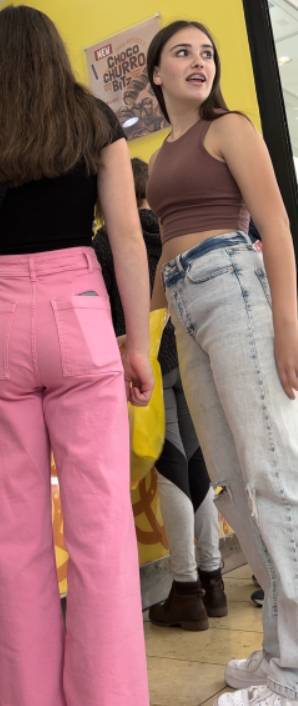 Two JB Teens In Jeans