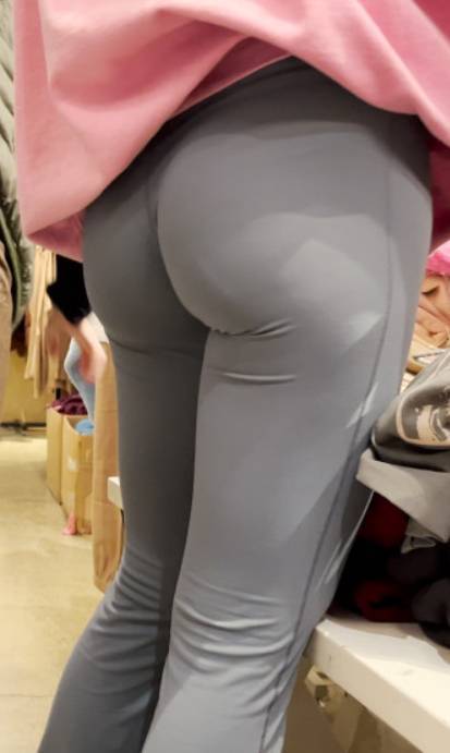 Some Sexy Teens In Leggings Compilation