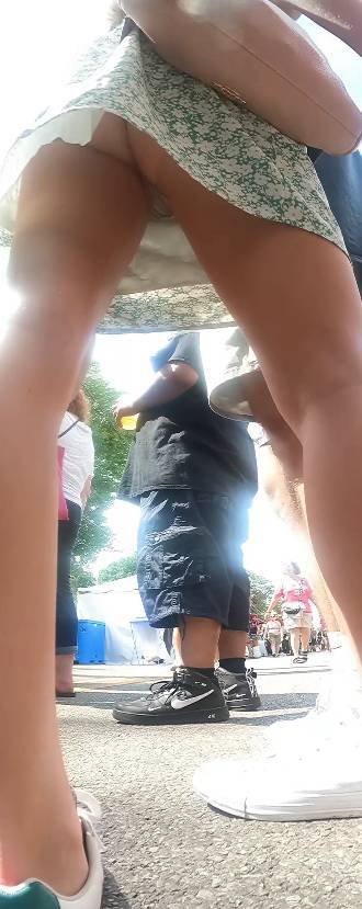 Summer Dress Hot Teen Upskirt