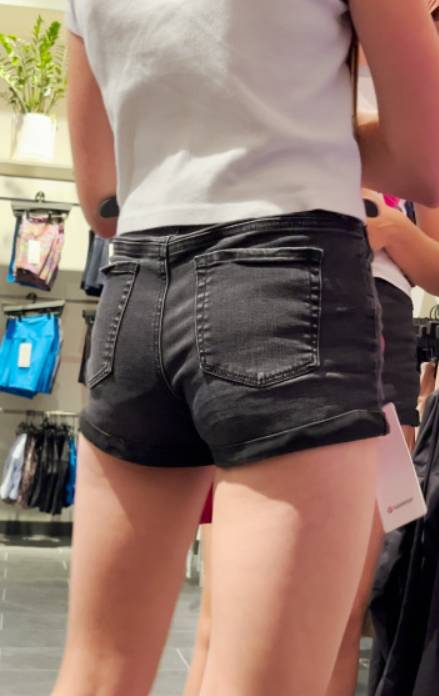 Two Cute JBs In Black Shorts