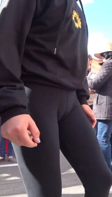 Asian Cameltoe Dancing Teen