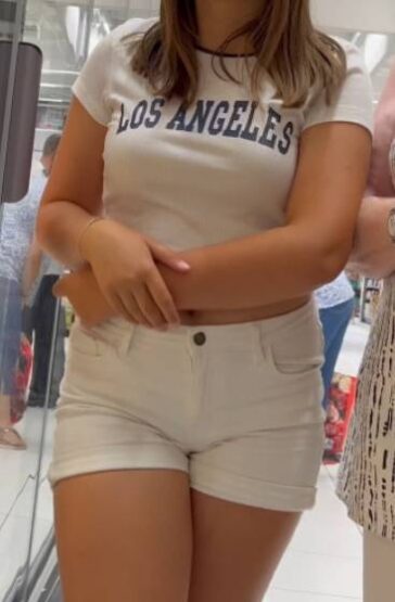 Cute JB Teen Daugther In White Shorts
