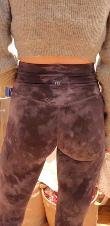 Tall Teen In Lulu Leggings Shopping