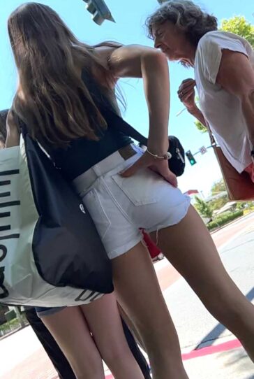 Skinny Body JB Teen In White Shorts