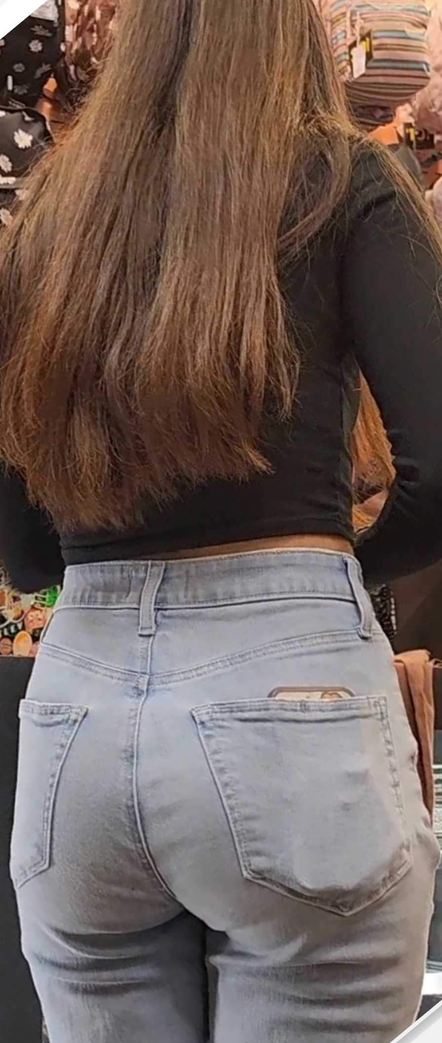 Latina Teen In Jeans