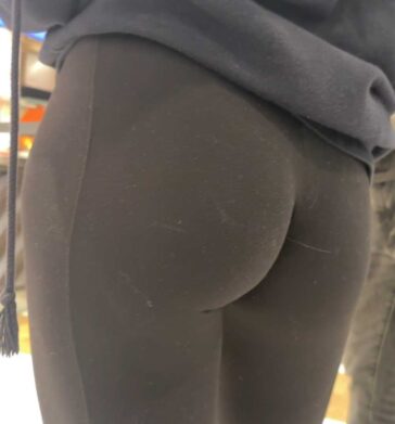 Cute Face Teen Duo In Leggings