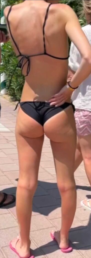 Skinny Teen In Black Bikini Creepshot Ass