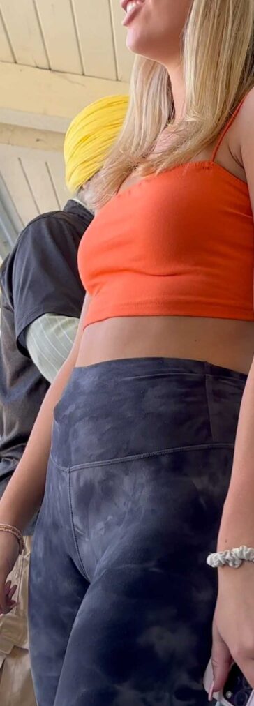 Hot Blonde Teen In Camo Leggings With Friends